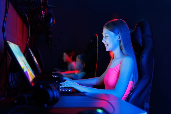 Explore the exciting world of mystery box gaming offers